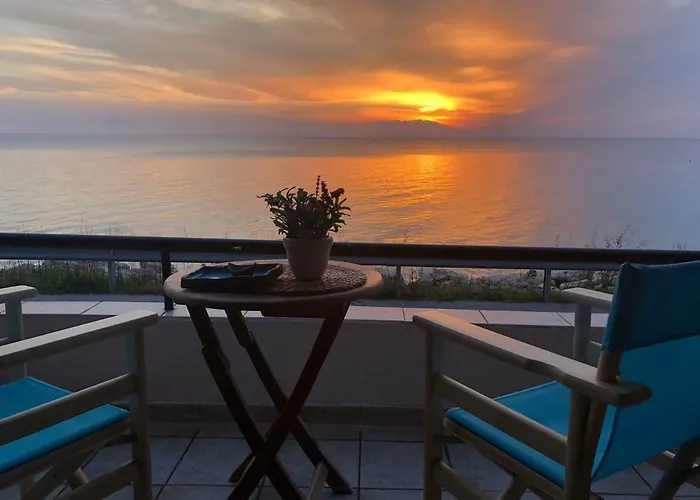 Superior, Comfortable Seaside Home With Amazing View