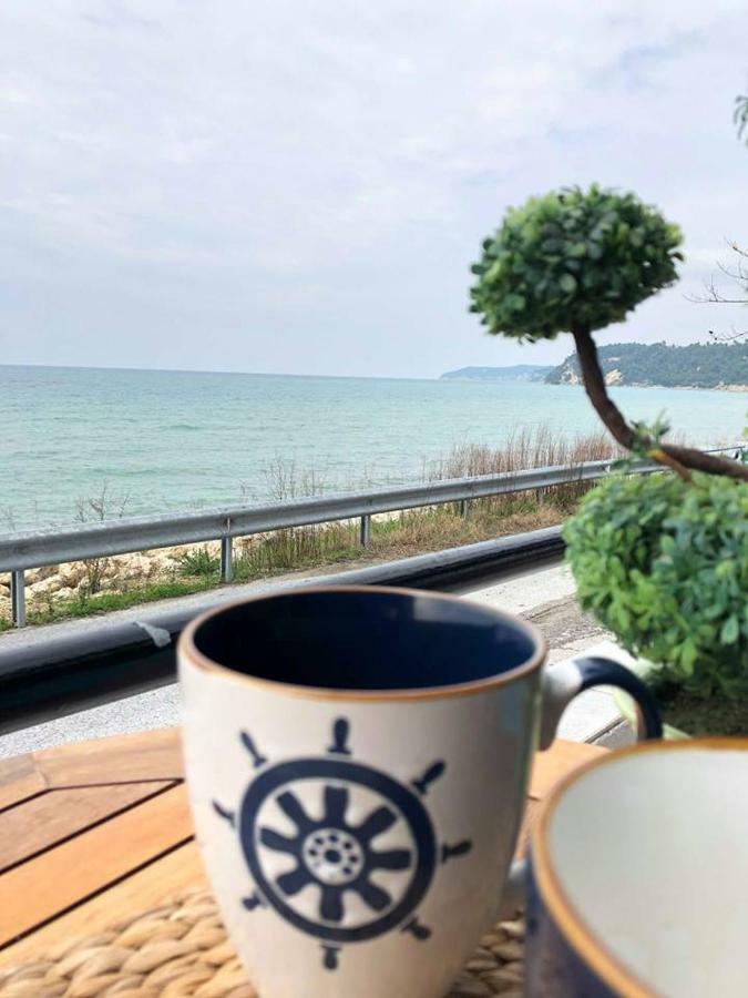 Superior, Comfortable Seaside With Amazing View Siviri