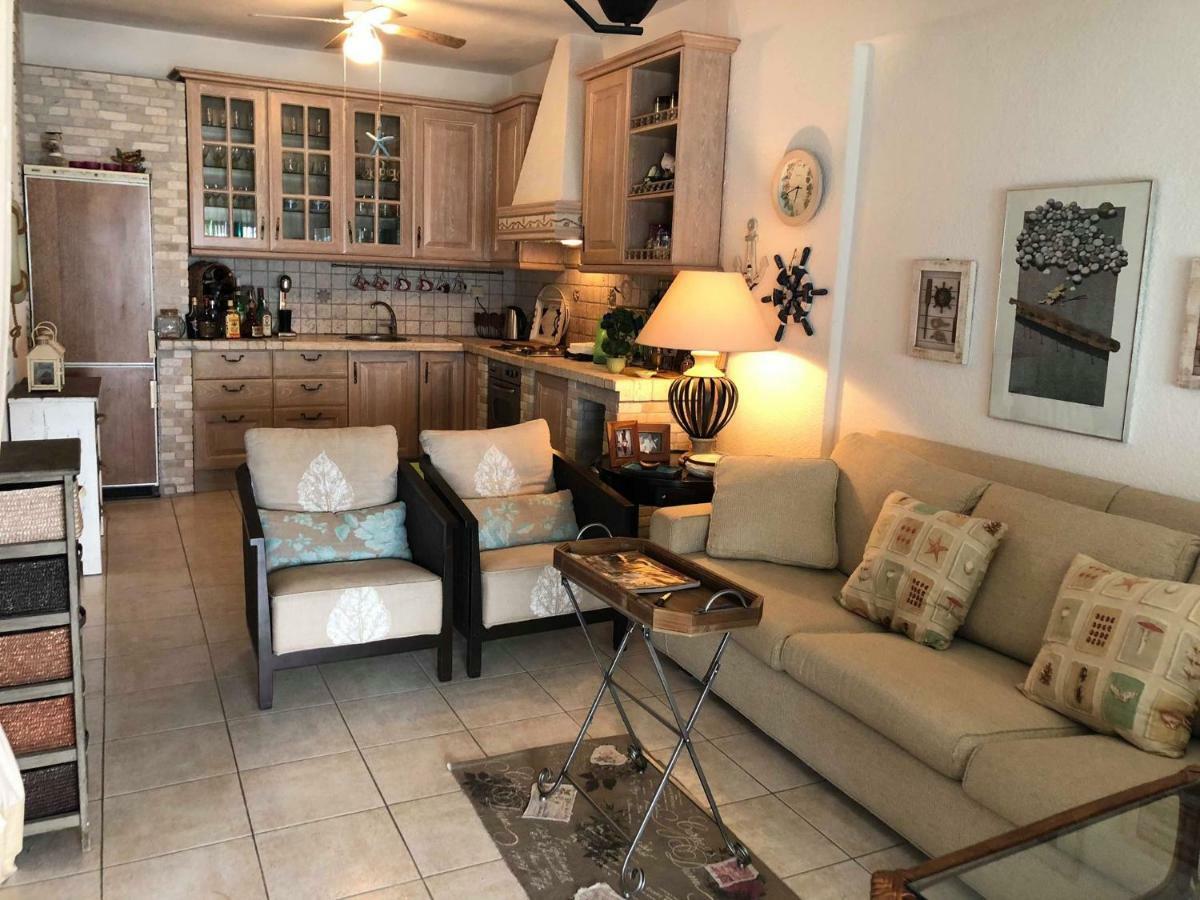 Superior, Comfortable Seaside With Amazing View Holiday home Siviri